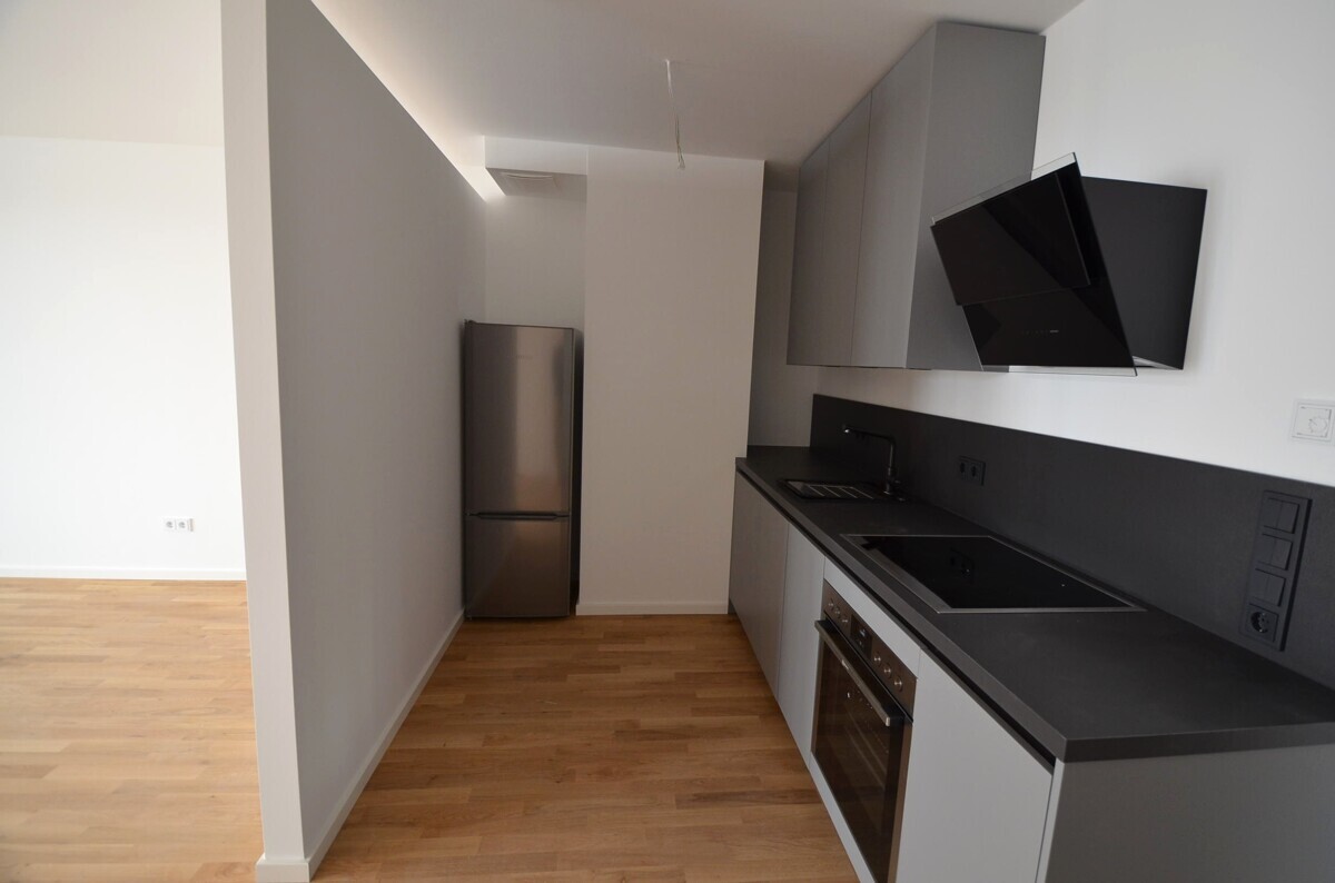 Altstadt: "Downtown" 1 Zi.-Appartement m. Loggia, in Weser Nähe, Parkett und EBK- für Alleinstehende - Photo 3